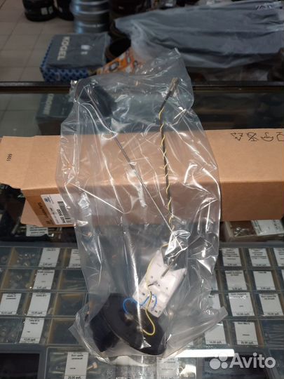 Датчик уровня топлива (внутренний) HD 72/78