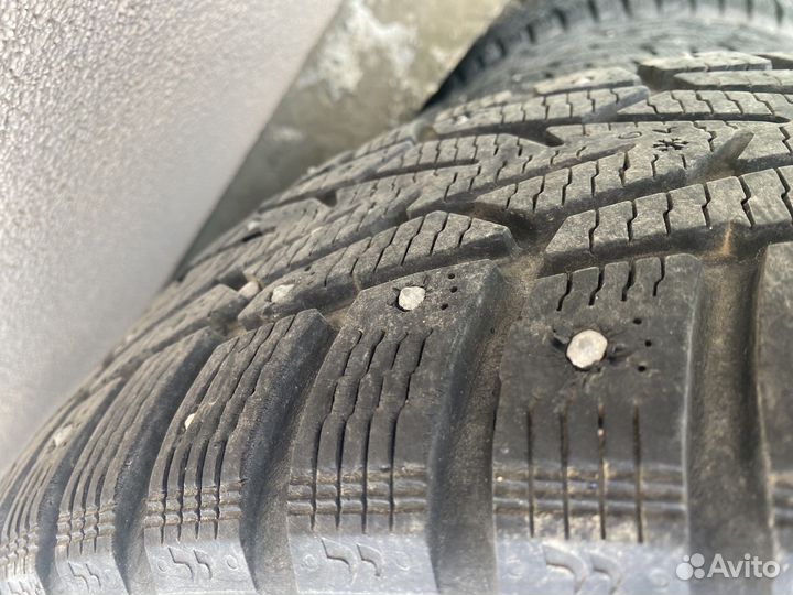 Nokian Tyres Hakkapeliitta 7 SUV 215/65 R16 102T