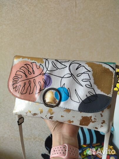 Ручная роспись кожи и кожзама