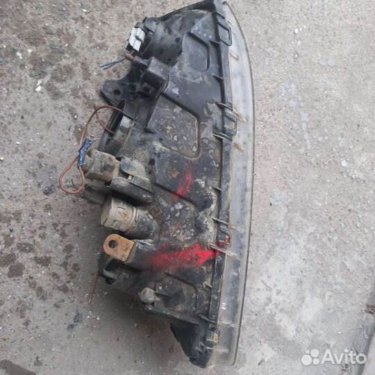 Фар передняя правая hyundai elantra седан G4ED