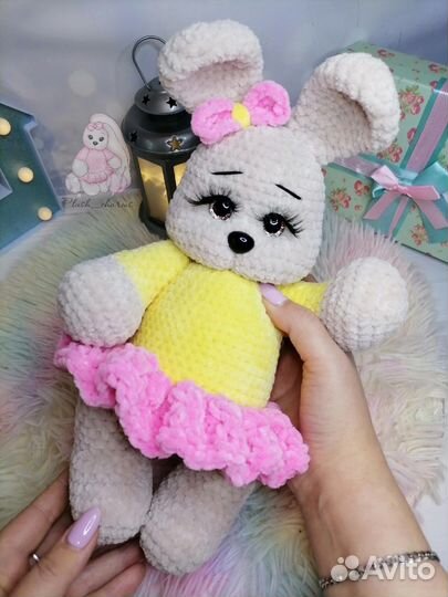 Плюшевые пледы и игрушки