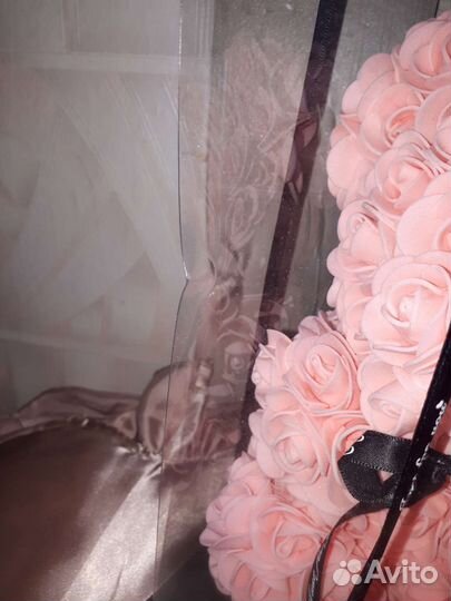 Мишка из розочек