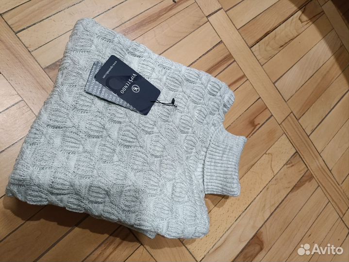 Свитер шерстяной мужской