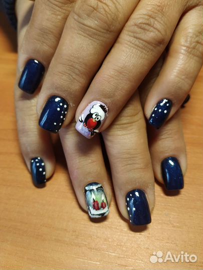 Ручная роспись ногтей