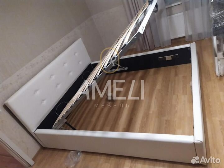 Кровать 180х200 см