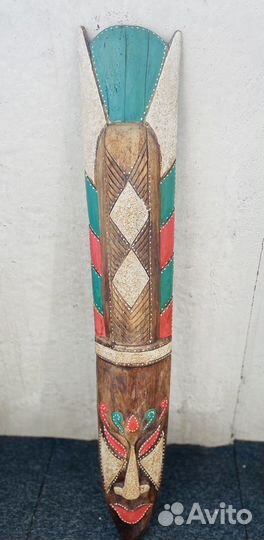 Африканские маски из дерева