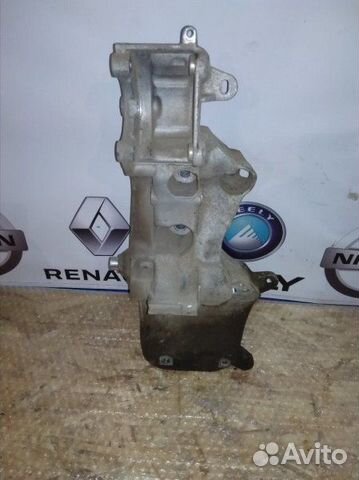 Кронштейн крепление навесного оборудования площадк