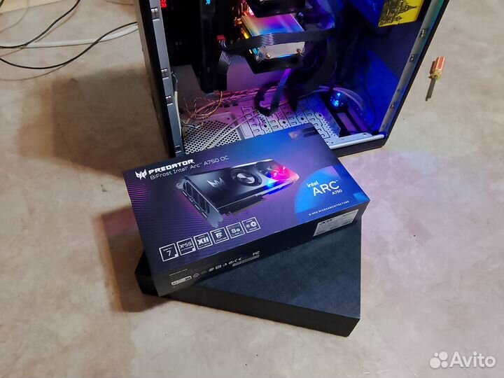 Видеокарта Acer Arc A750 Predator