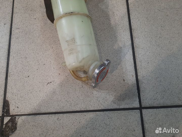 Расширительный бачок BRP MXZ Renegade 1000