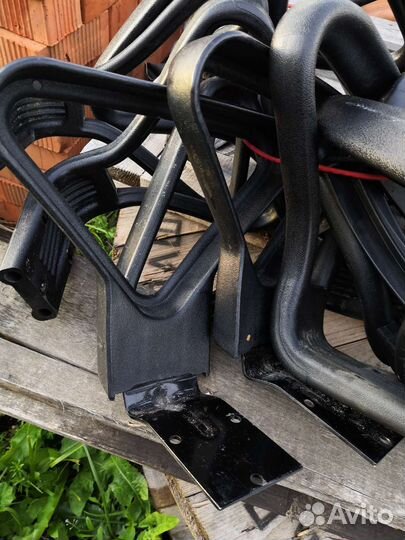 Подлокотник для офисного кресла