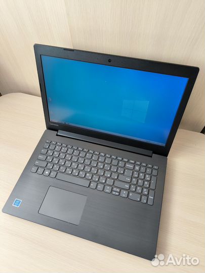 Ноутбук Lenovo