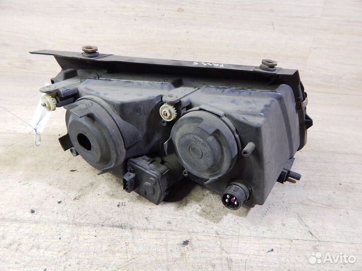 Фара левая Vw Passat B5