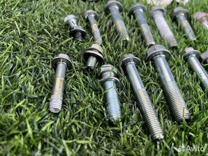 Болт крепления АКПП Daihatsu Tanto LA650S kfve7