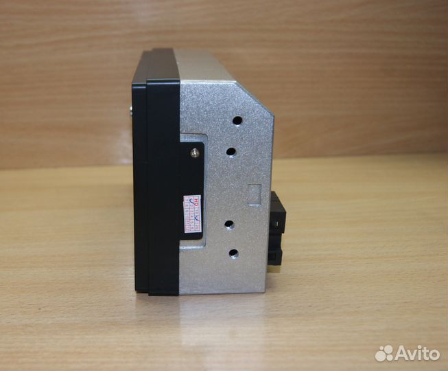 Bluetooth\USB\SD\FM\AUX. Новая магнитола