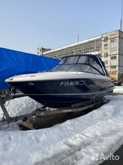 Катер Regal 2750 2009