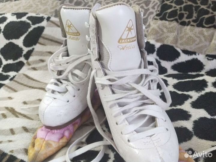 Jackson коньки