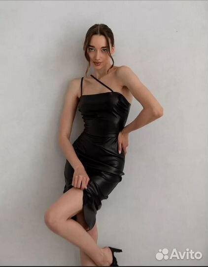 Платье эко-кожа 42 размер