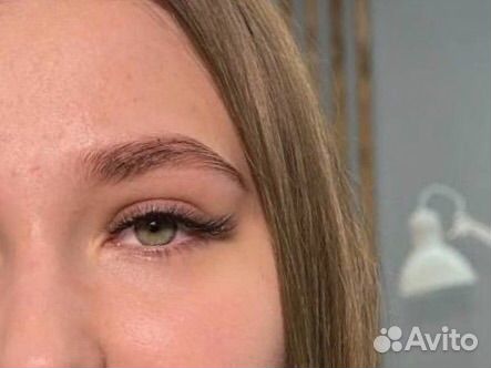 Мастер бровист