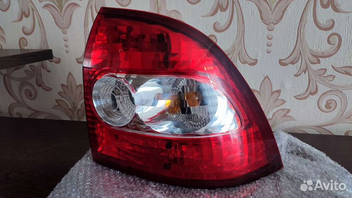Задний фонарь priora правый завод