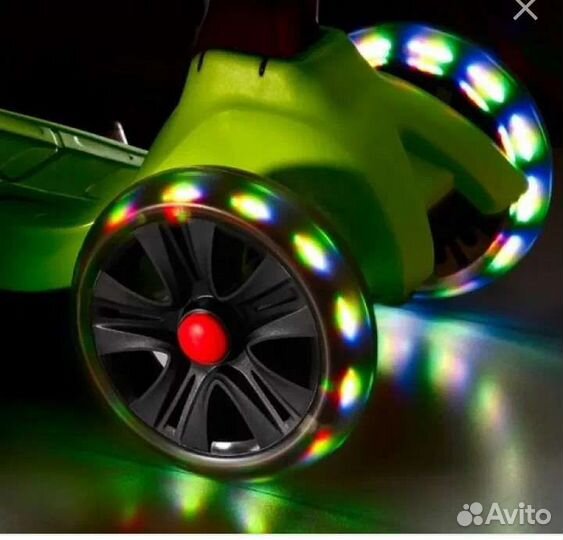 Самокат детский трехколесный светящиеся колеса