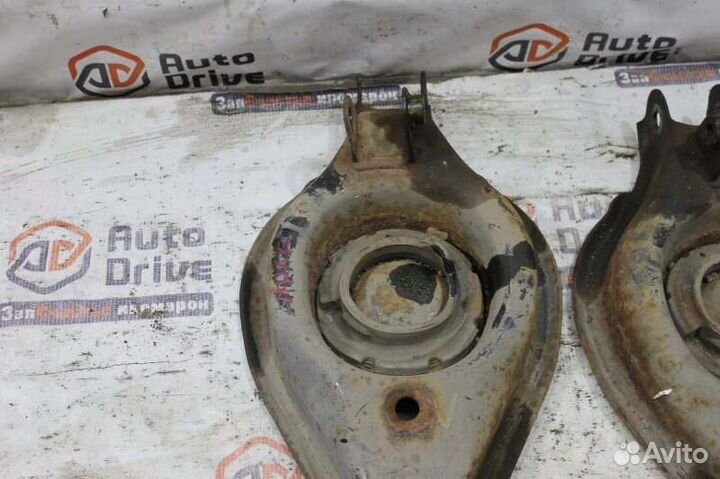 Рычаг подвески задний нижний левый, правый Opel