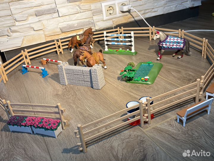 Набор Schleich конкурная тренировка коней