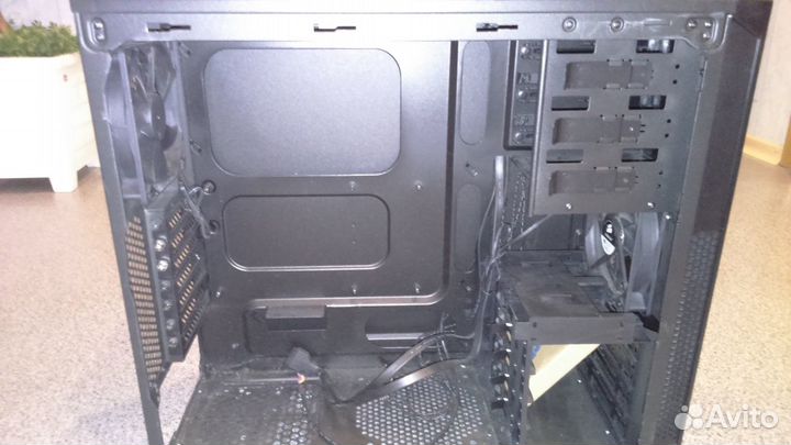 Корпус Corsair Carbide Series 200R