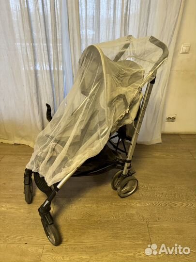 Коляска прогулочная chicco