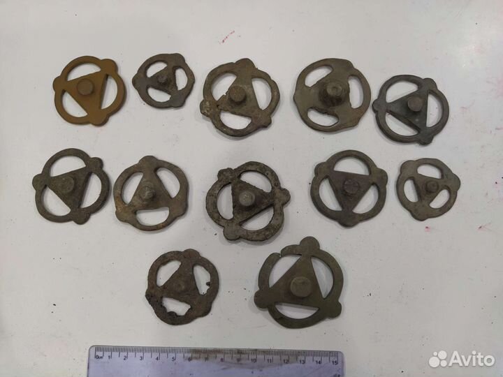 Украшения конской упряжи (конина), пряжки