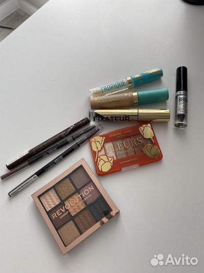 Декоративная косметика