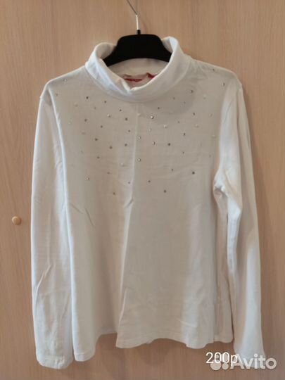 Продам школьные вещи