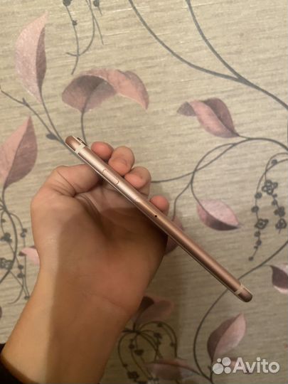 iPhone 6S, 64 ГБ