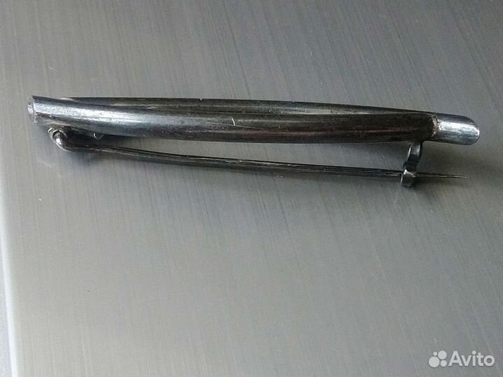 Брошь серебро 916