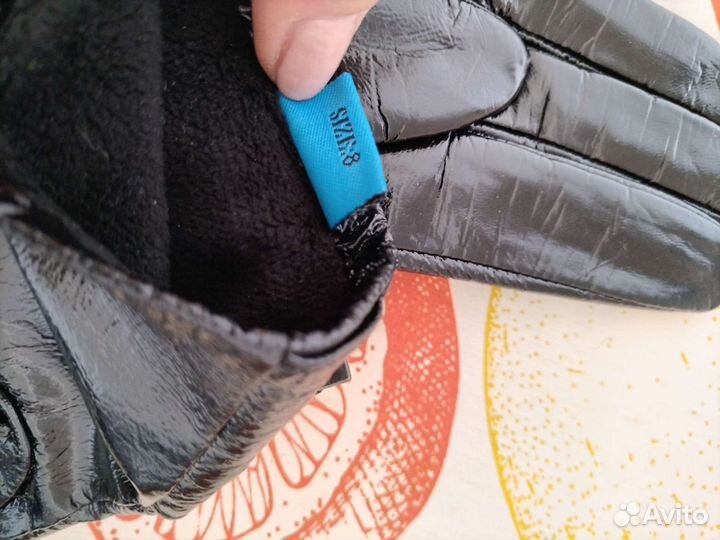 Перчатки женские кожаные новые