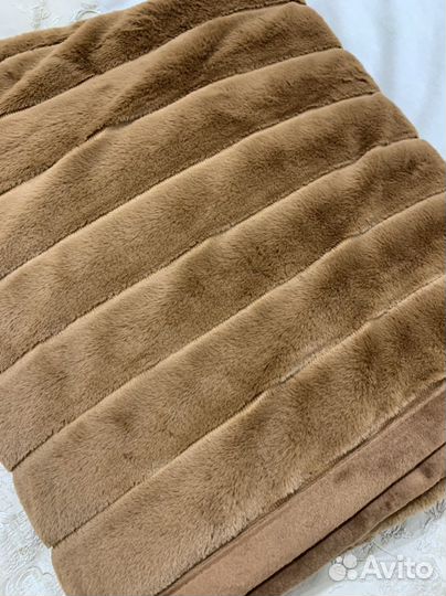 Плед кролик новый 200x220