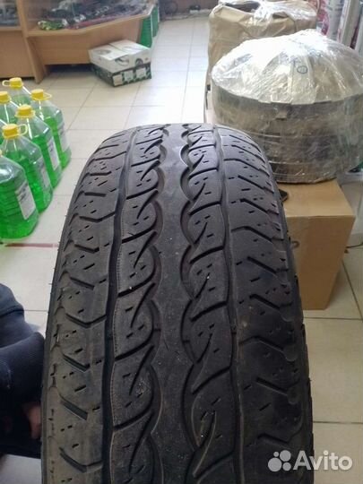 Kumho Road Venture SAT KL61 235/65 R17 103S