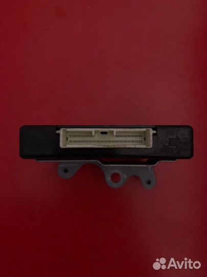 Блок управления раздаткой Toyota Rav4 A30