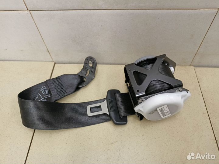 Ремень безопасности A1 2010