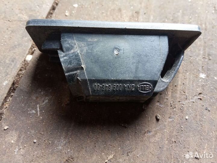 Плафон под номерной знак