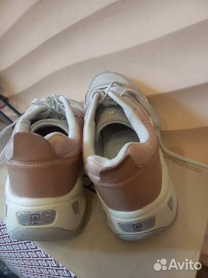 Кроссовки, р. 41