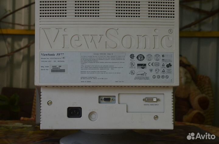 Монитор ViewSonic PF77
