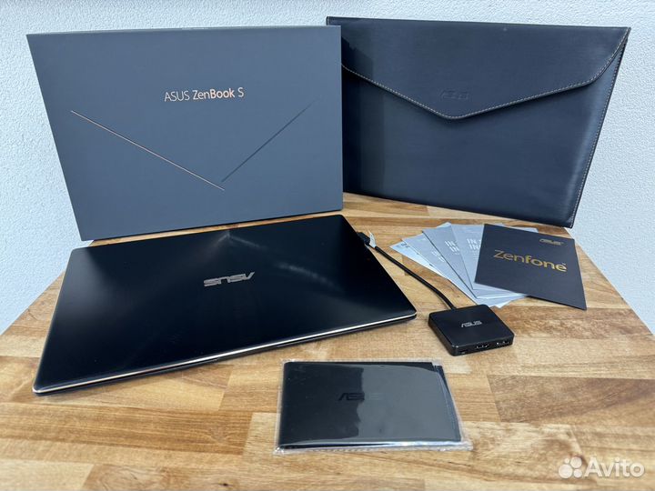 Asus ZenBook 13 IPS Core i5-8250 8Gb SSD256 металл