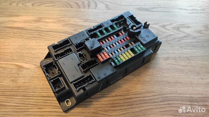 Блок предохранителей mini Cooper 2011