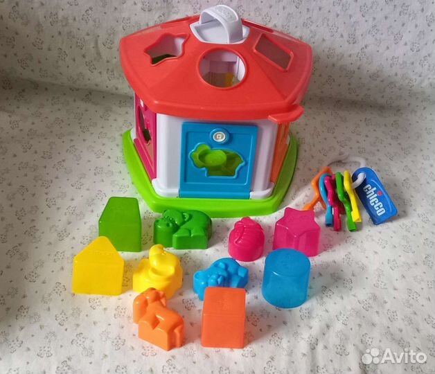 Развивающие игрушки пакетом 9м+