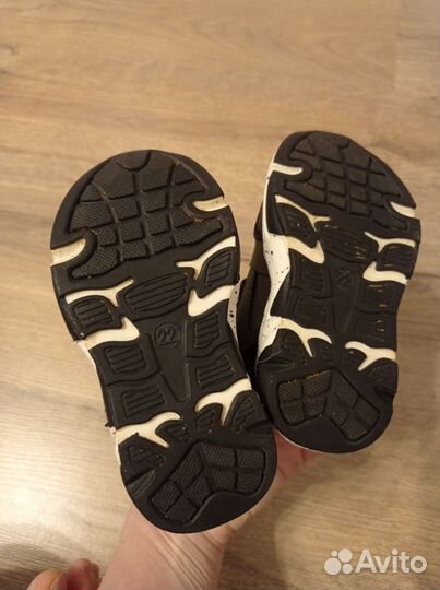 Ботинки демисезонные 22 размер