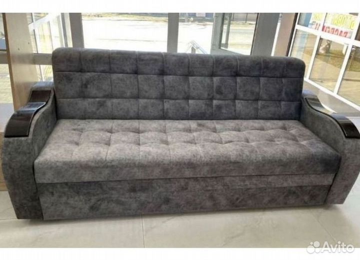 Прямой диван в наличии не б/у