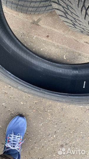 Pirelli P Zero 245/40 R20