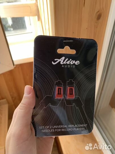 Виниловый проигрыватель alive