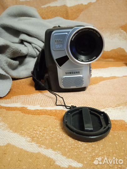 Видиокамера VP-L710B Samsung