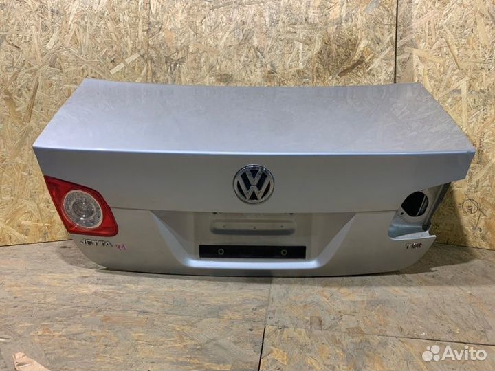 Крышка багажника Volkswagen Jetta 5 седан